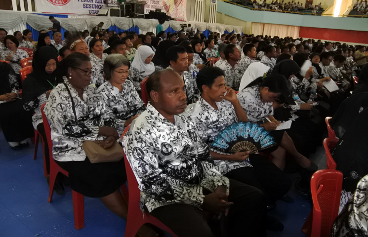 Masih Banyak Persoalan Guru Yang Belum Sepenuhnya Teratasi